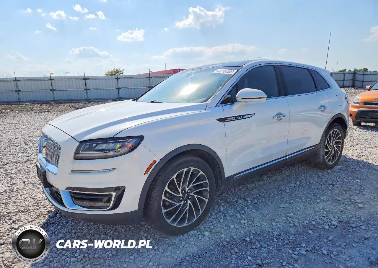 2020 Lincoln Nautilus Reserve