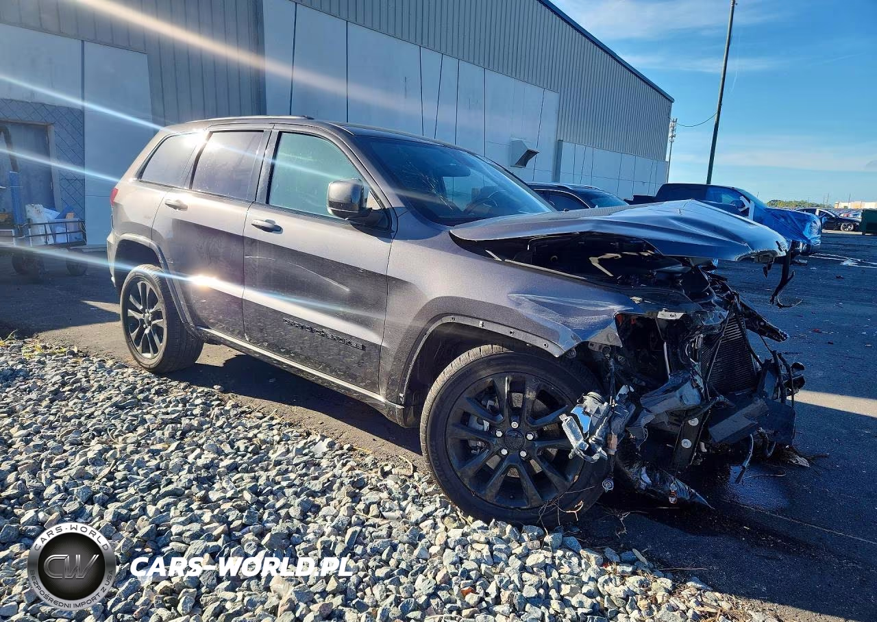 2021 Jeep Grand Cherokee Laredo VIN:1C4RJEAG5MC844519 - 4