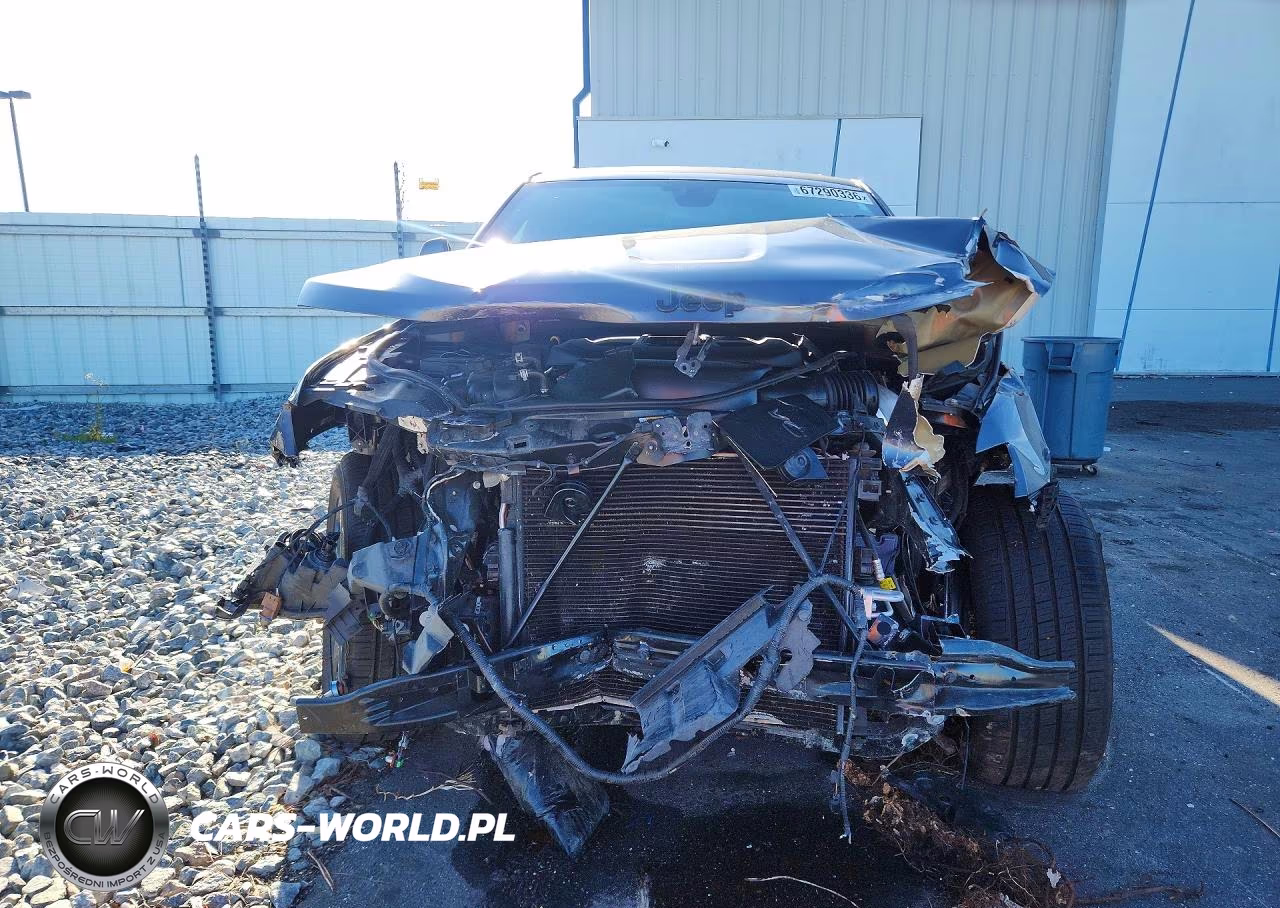 2021 Jeep Grand Cherokee Laredo VIN:1C4RJEAG5MC844519 - 5