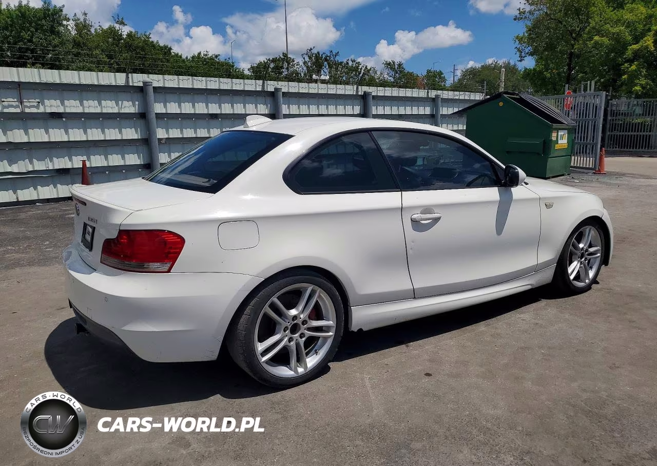 2011 BMW 135 I VIN:WBAUC9C55BVM09120 - 3