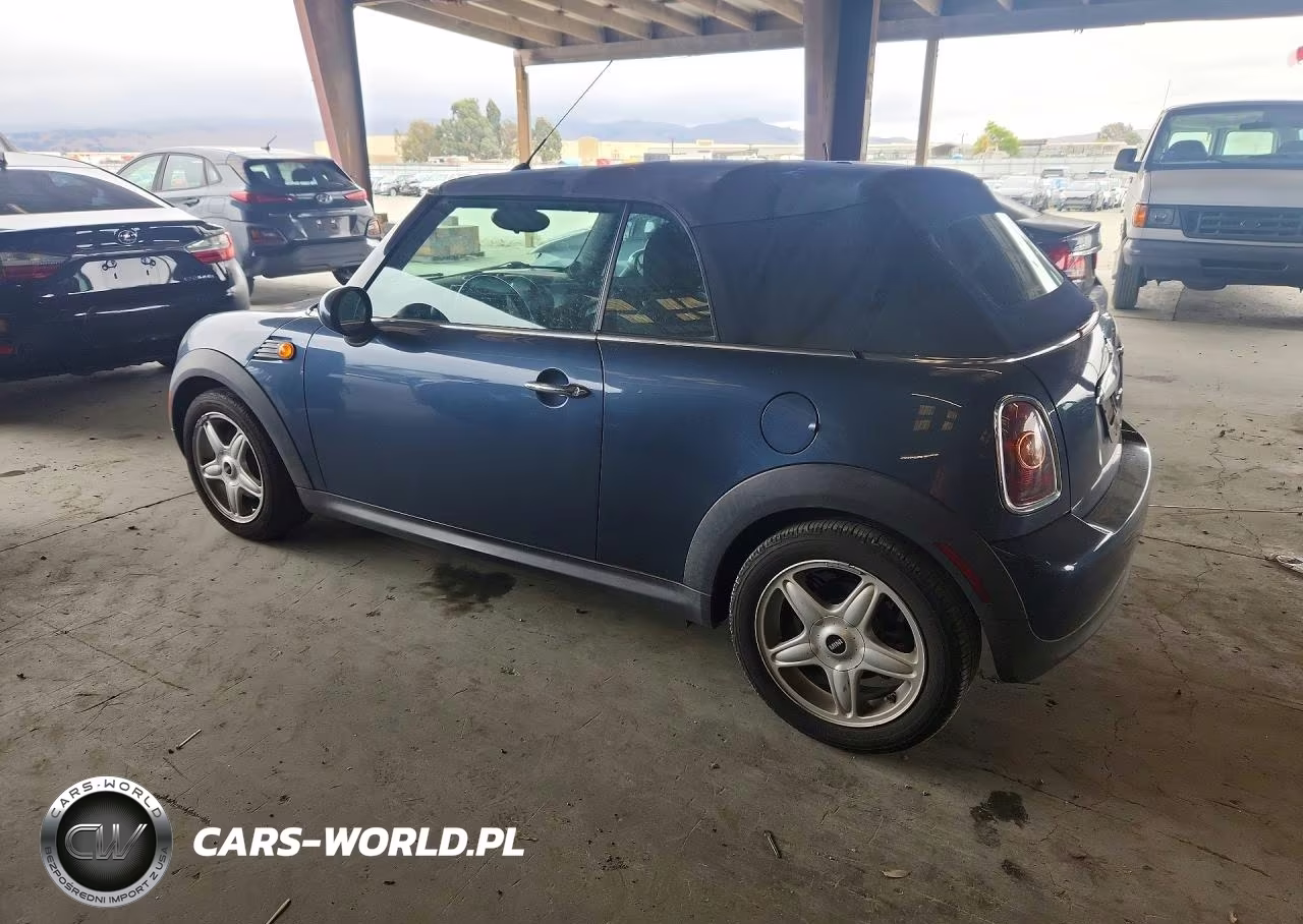 2009 Mini Cooper VIN:WMWMR33529TZ18664 - 2
