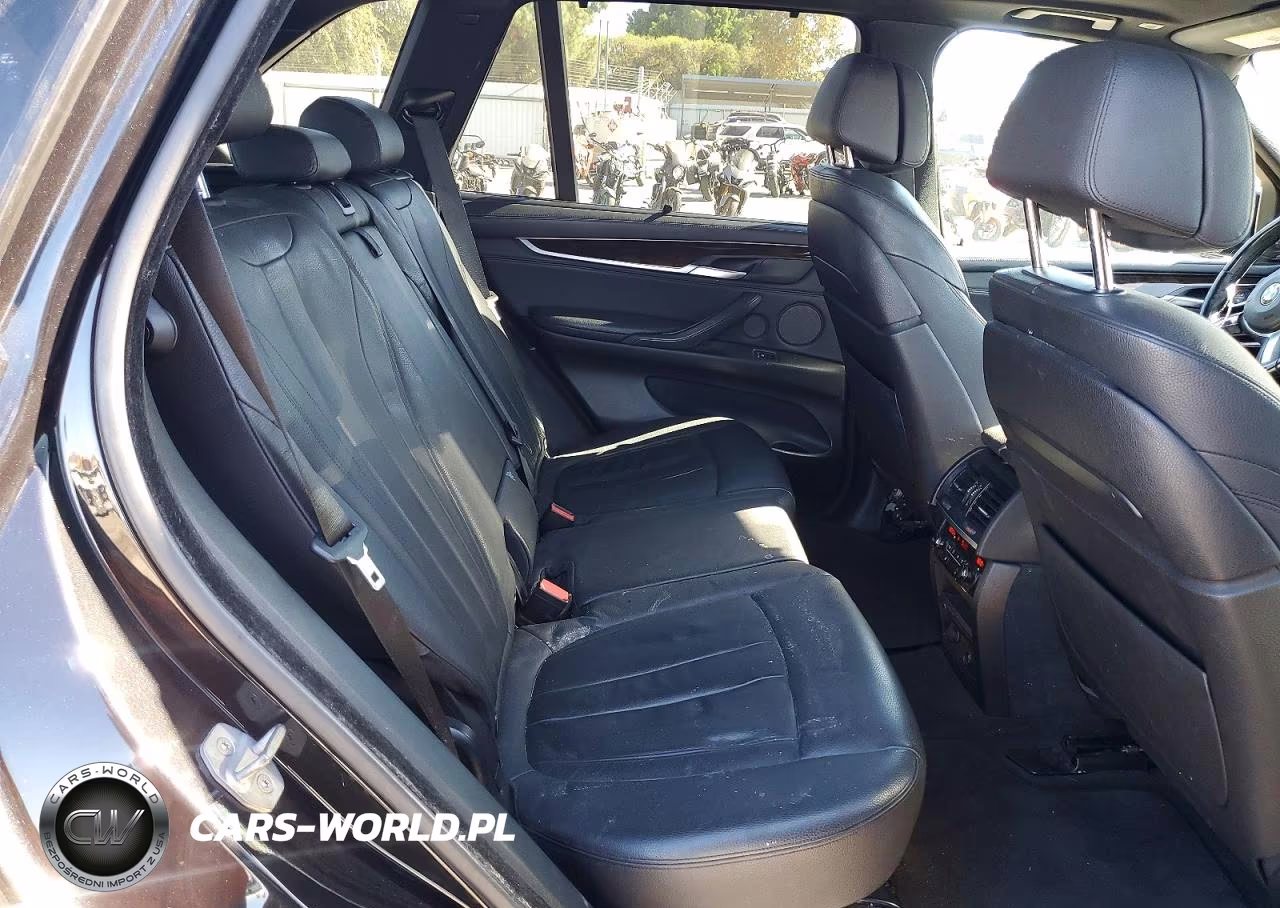 2015 BMW X5 xDrive50I VIN:5UXKR6C52F0J74457 - 11