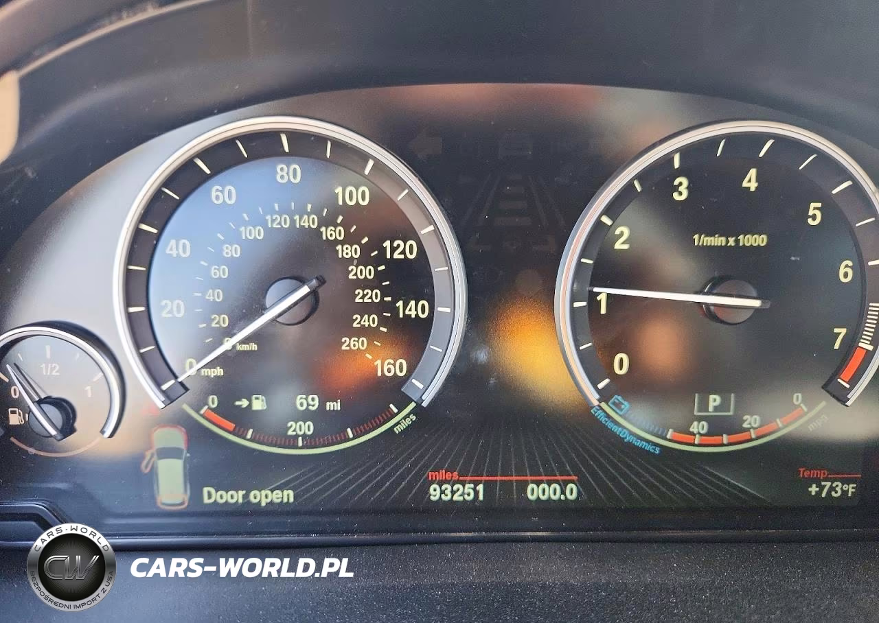 2015 BMW X5 xDrive50I VIN:5UXKR6C52F0J74457 - 9