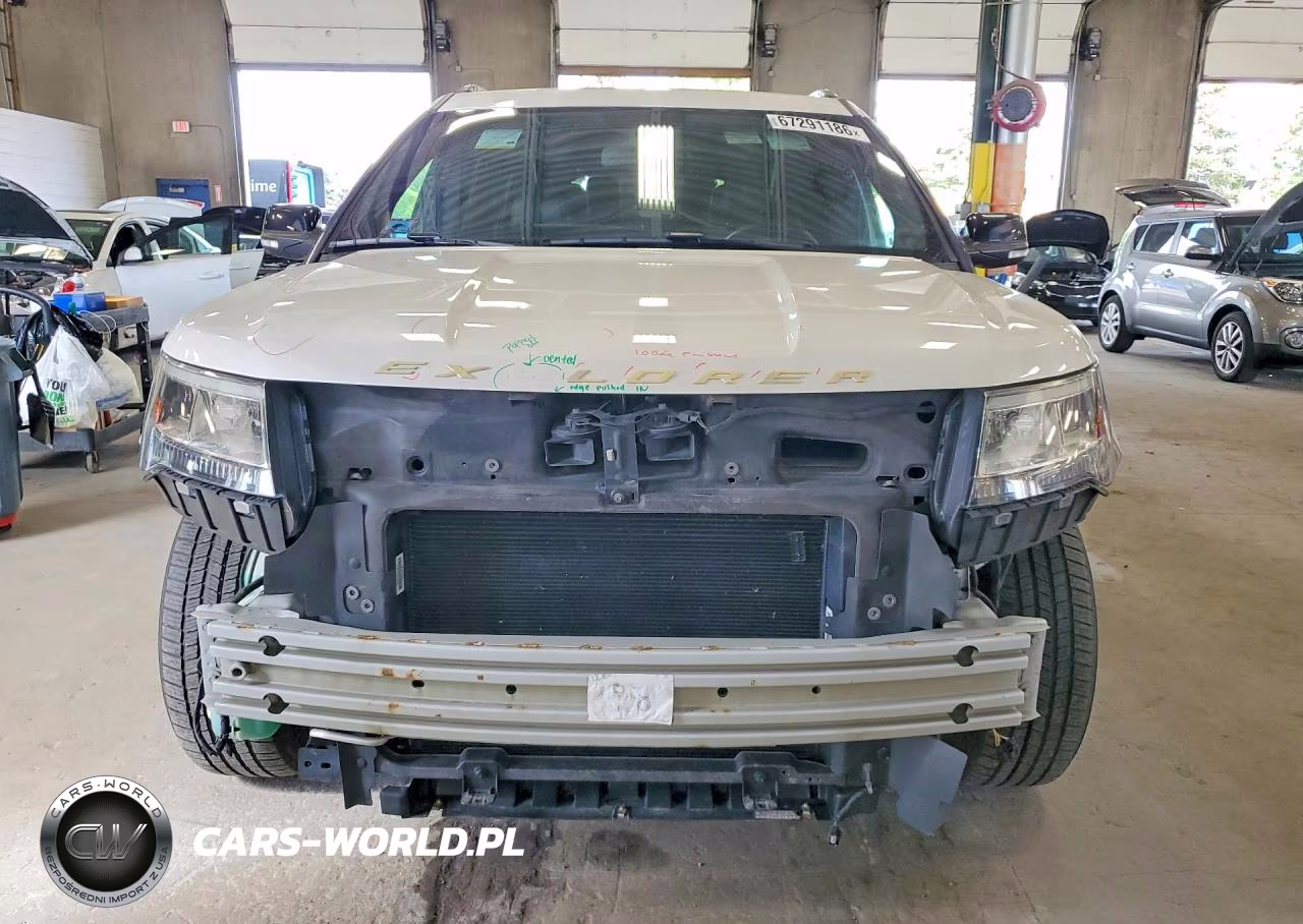 2017 Ford Explorer Xlt VIN:1FM5K8D89HGC30424 - 5