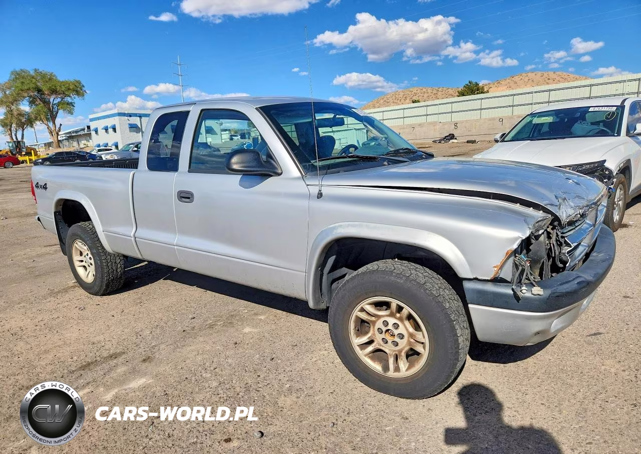 2004 Dodge Dakota Sport VIN:1D7HG32N34S749688 - 4
