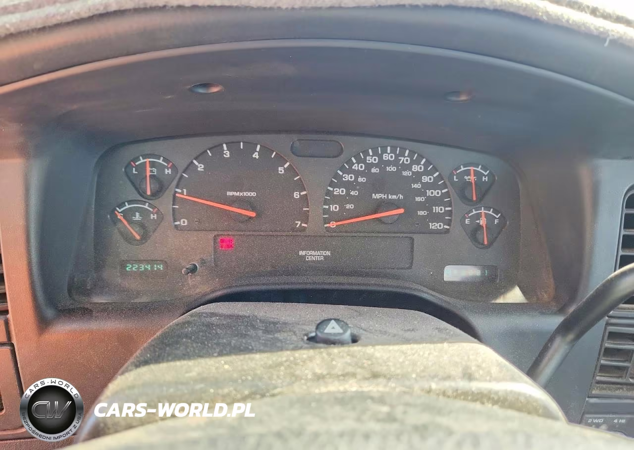 2004 Dodge Dakota Sport VIN:1D7HG32N34S749688 - 9