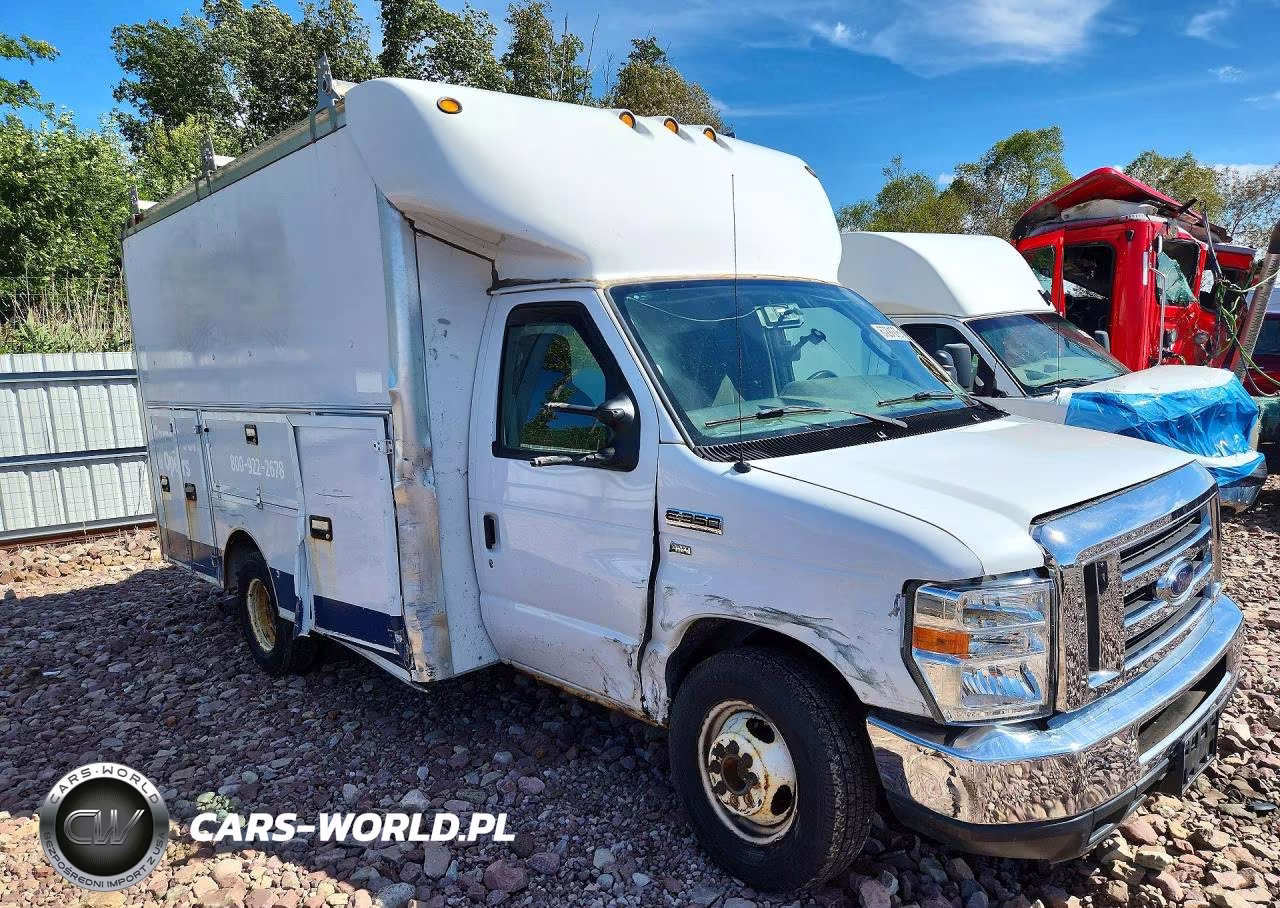 2013 Ford E350 Utility - Service Truck VIN:1FDWE3FL0DDB11236 - 4