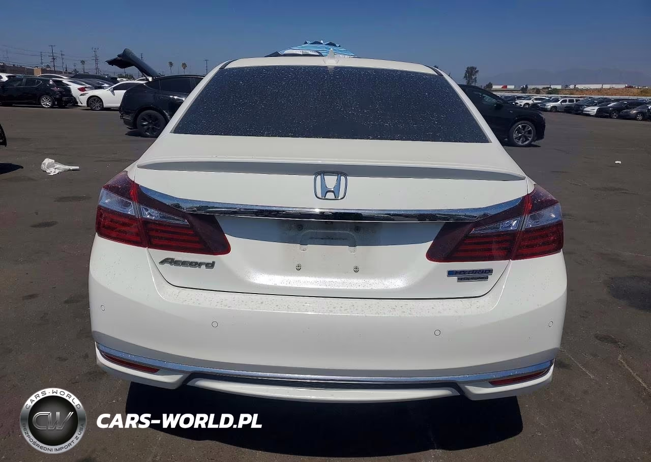 2017 Honda Accord Touring Hybrid VIN:JHMCR6F73HC000335 - 6