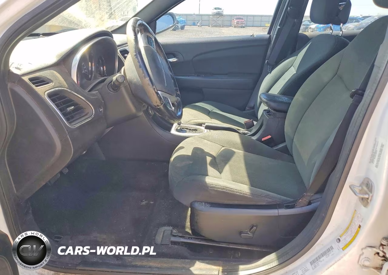 2011 Chrysler 200 Touring VIN:1C3BC1FB7BN614830 - 7