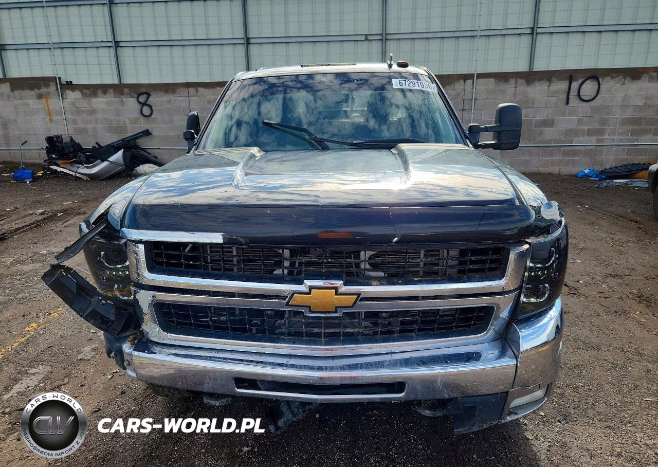 2008 Chevrolet Silverado C1500 High Country VIN:1GCJK33658F149447 - 5