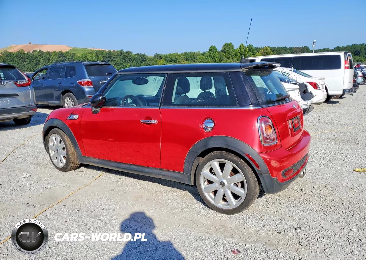 2007 Mini Cooper S VIN:WMWMF73567TL90253 - 2