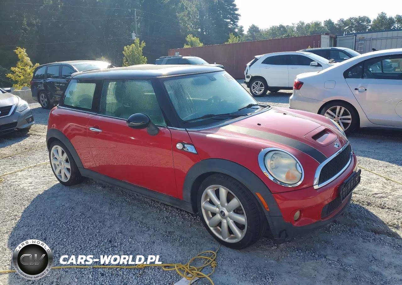 2007 Mini Cooper S VIN:WMWMF73567TL90253 - 4