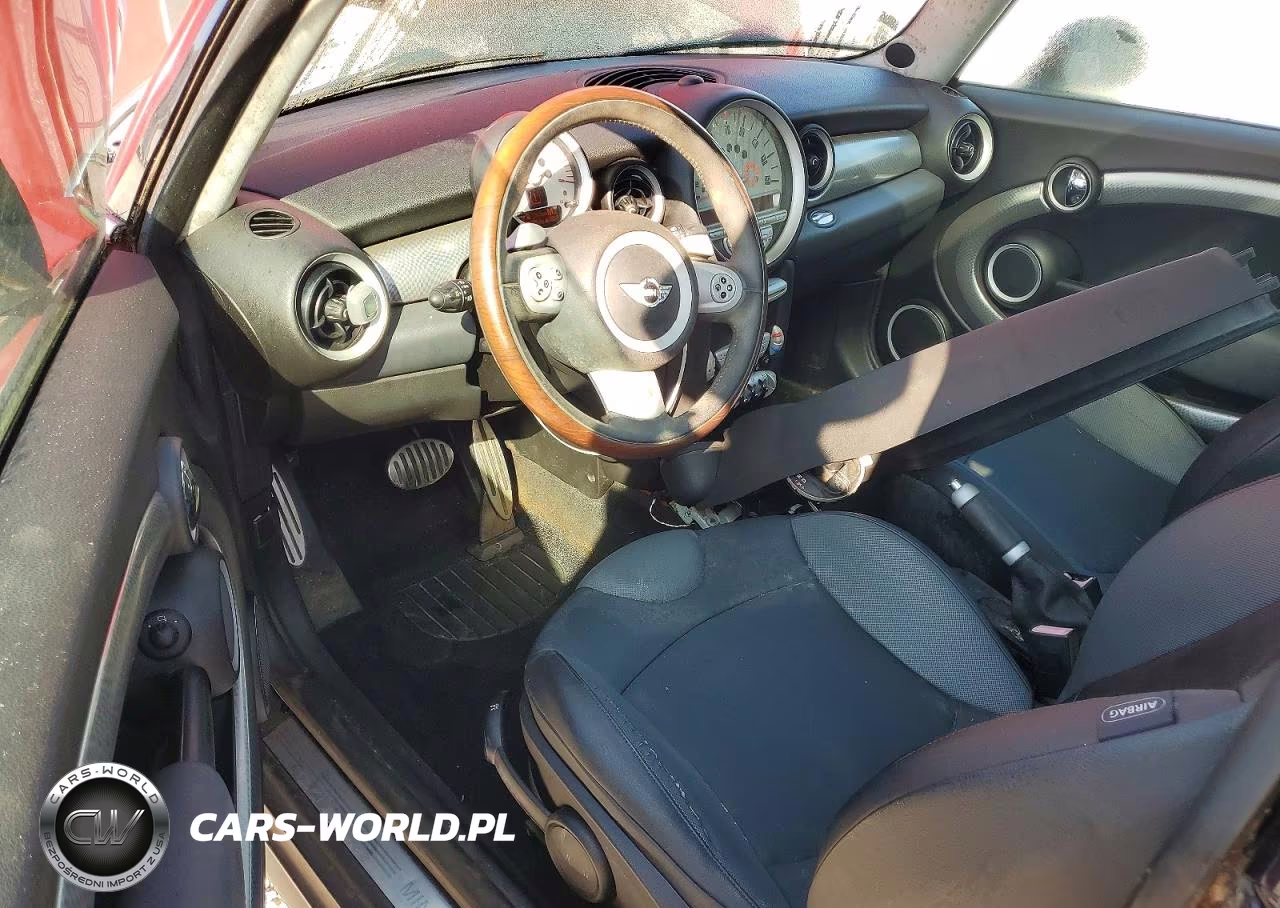 2007 Mini Cooper S VIN:WMWMF73567TL90253 - 8