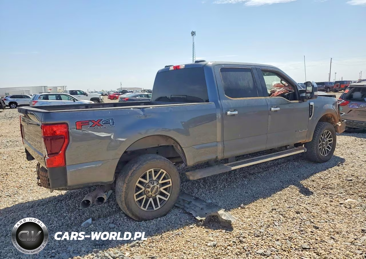 2022 Ford F250 Super Duty VIN:1FT8W2BT4NEG33034 - 3