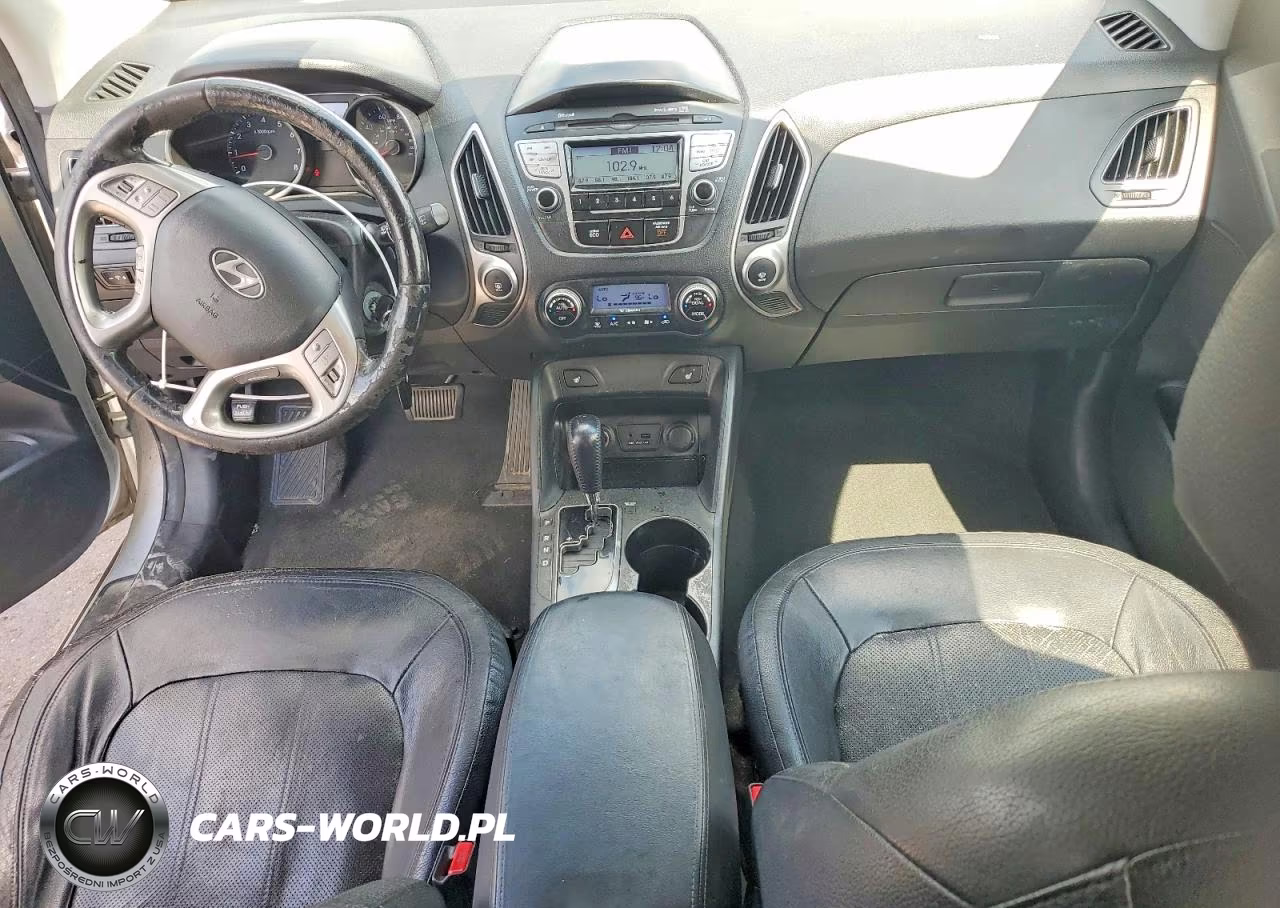 2012 Hyundai Tucson Limited VIN:KM8JU3AC7CU379316 - 8