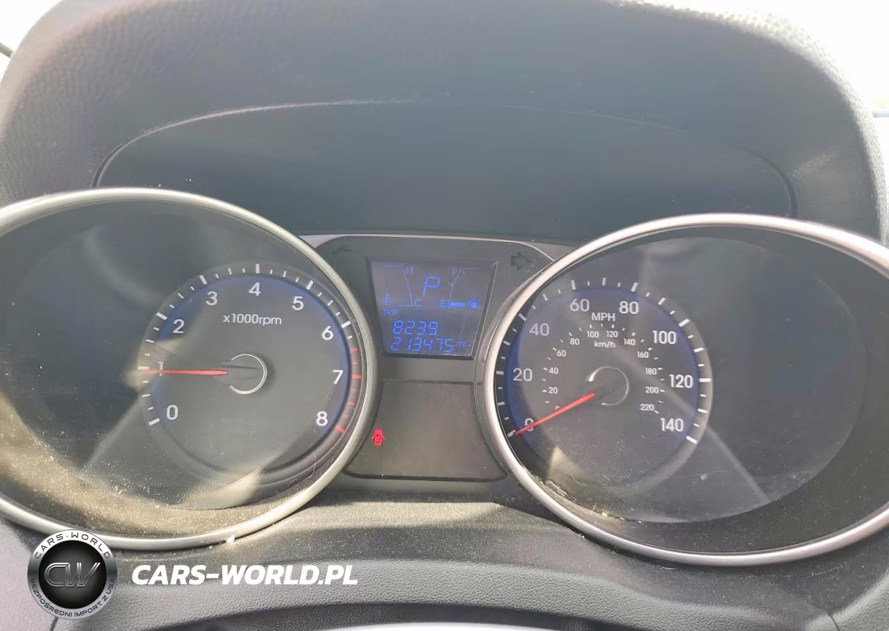 2012 Hyundai Tucson Limited VIN:KM8JU3AC7CU379316 - 9