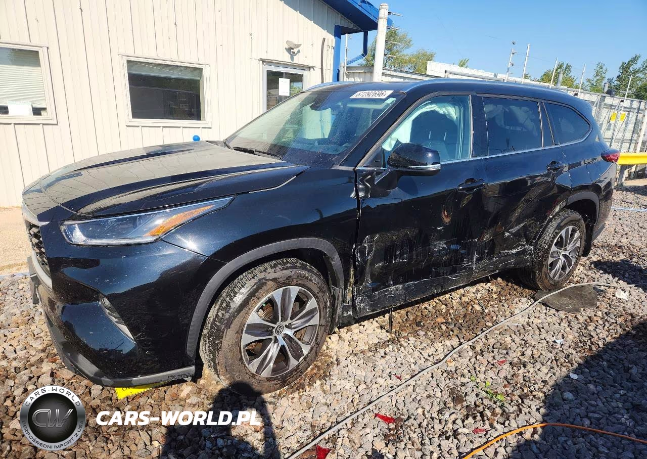 2021 Toyota Highlander Xle