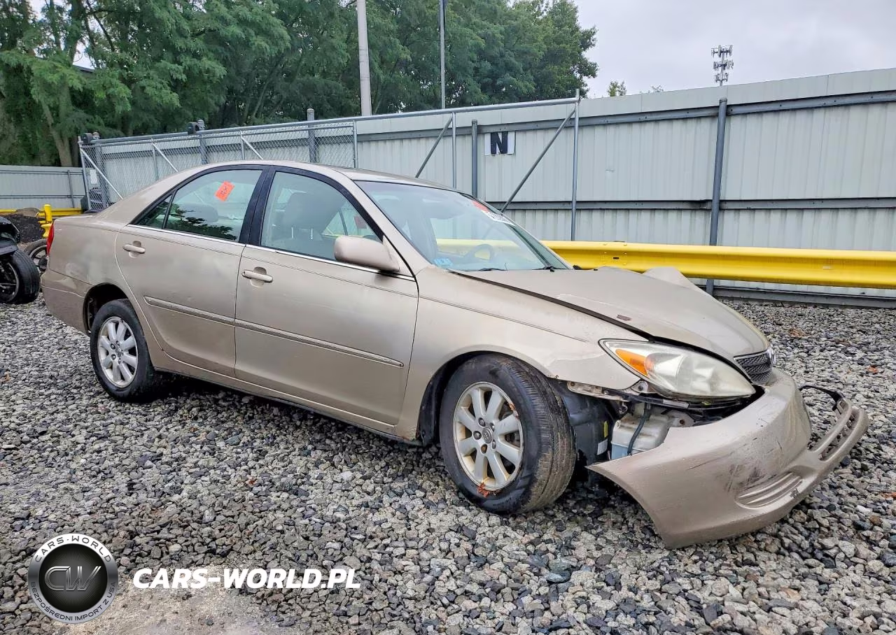 2004 Toyota Camry Xle VIN:4T1BE30K94U870188 - 4