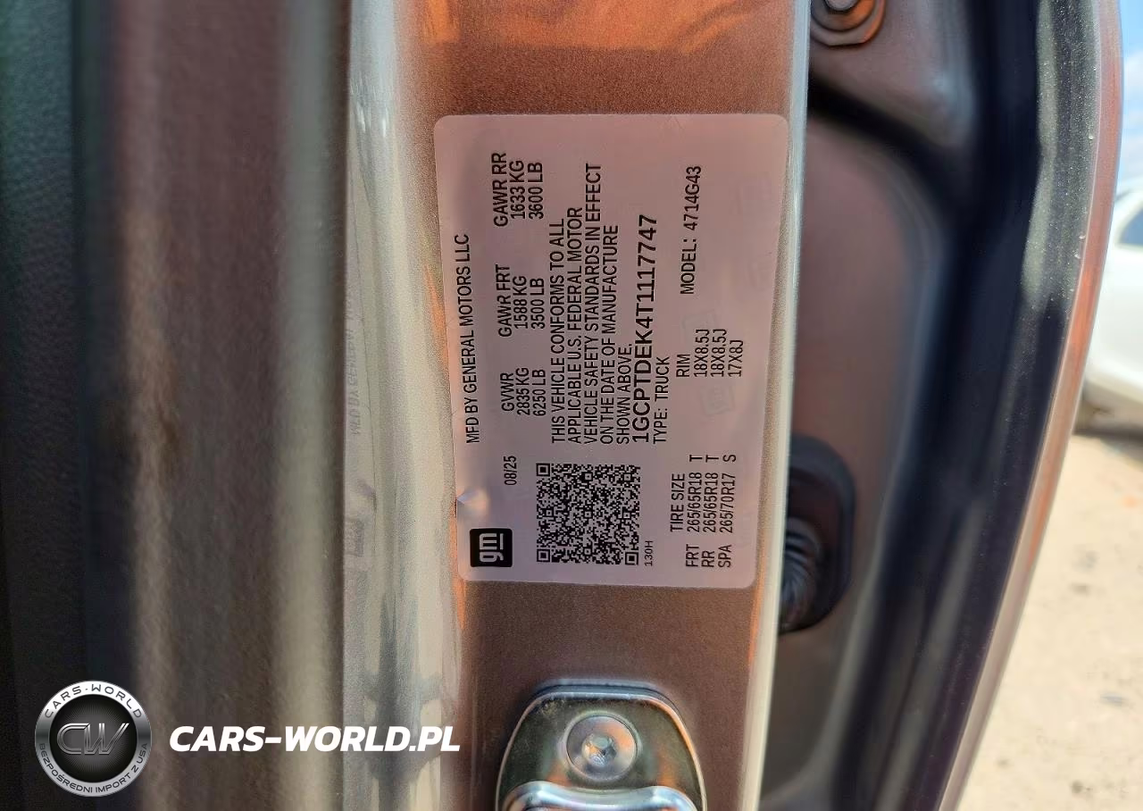 2026 Chevrolet Colorado Z71 VIN:1GCPTDEK4T1117747 - 12
