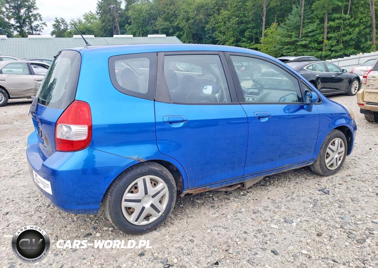 2008 Honda Fit VIN:JHMGD37448S067731 - 3