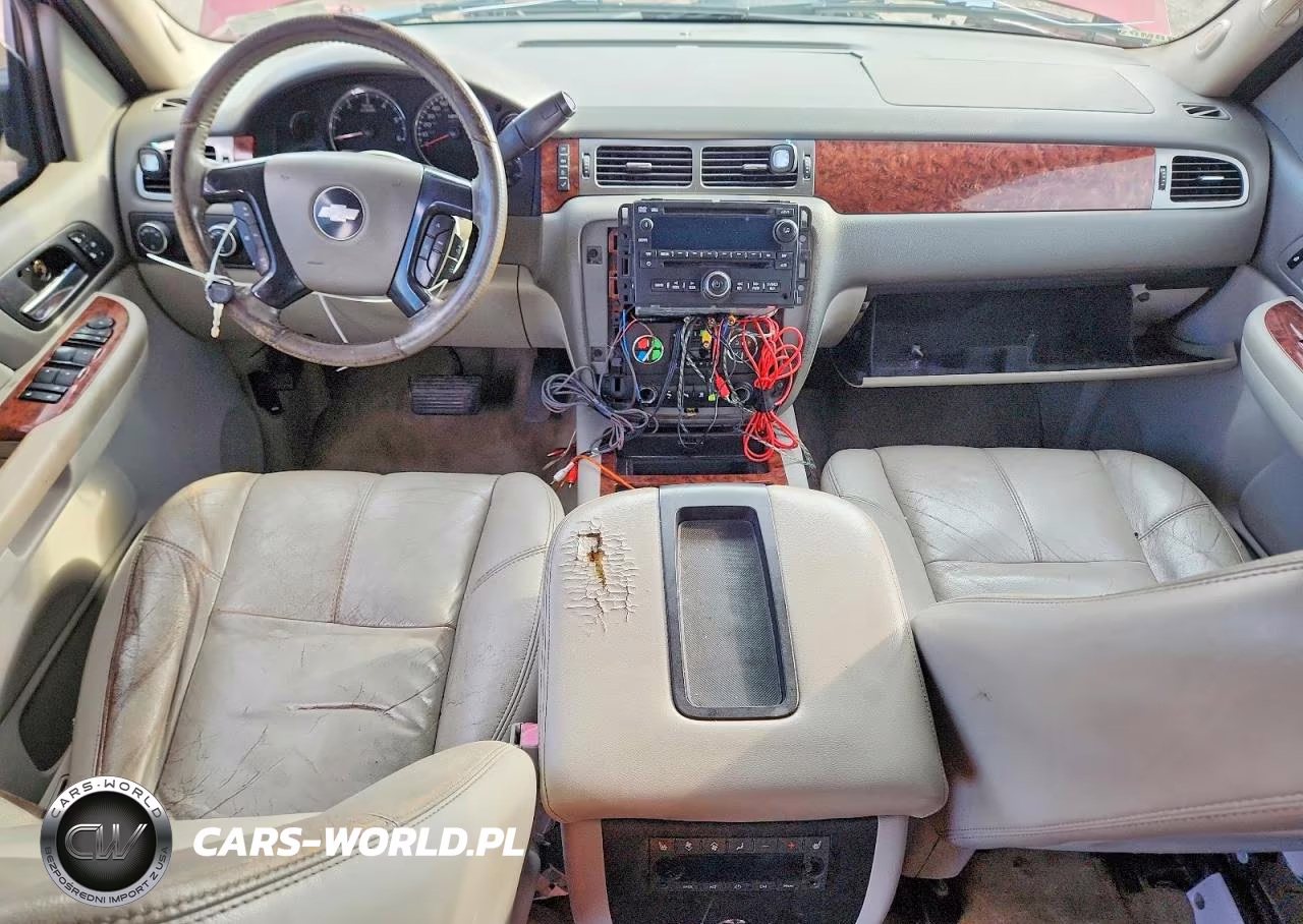 2007 Chevrolet Tahoe K1500 VIN:1GNFK13007J273702 - 8