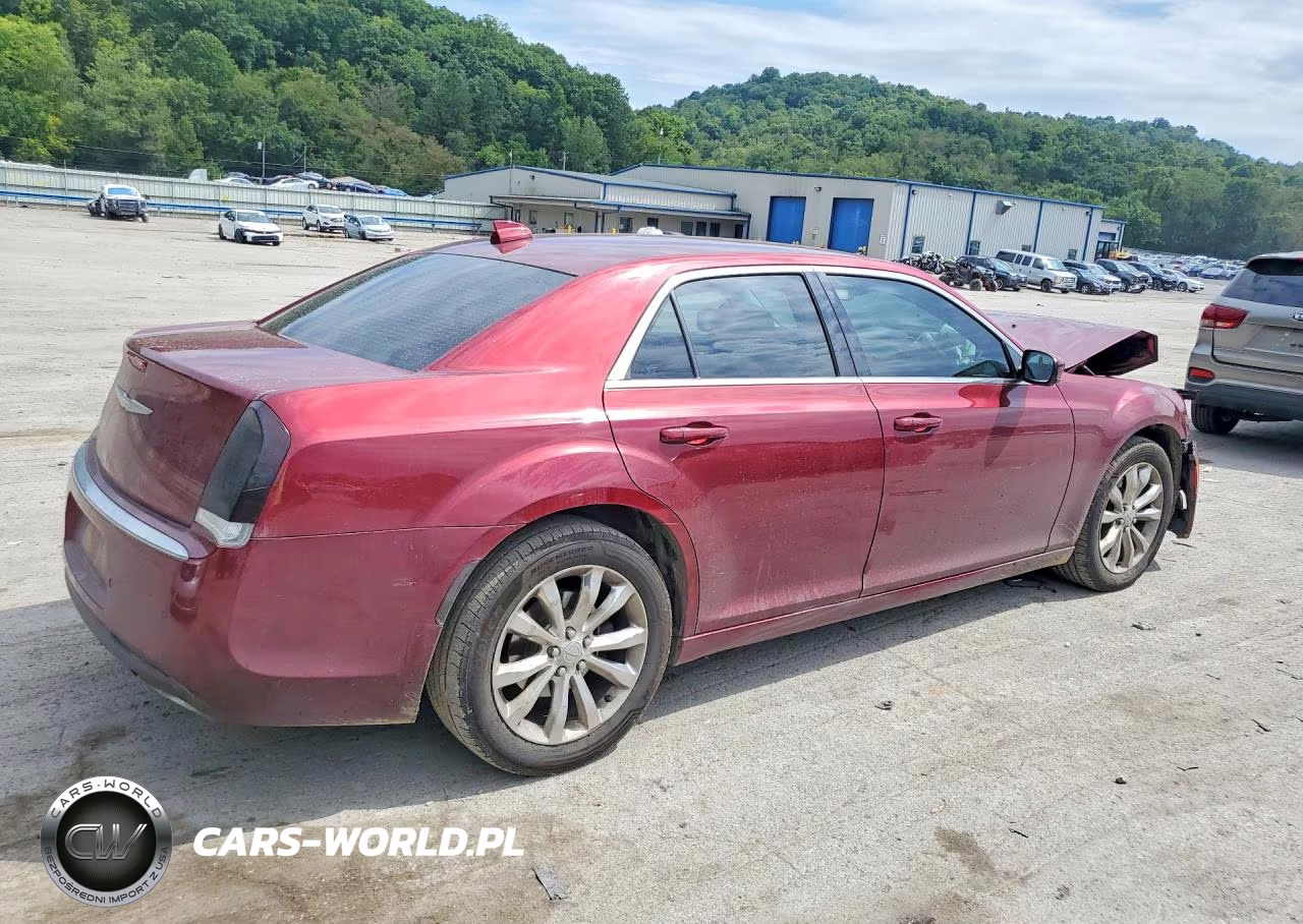2016 Chrysler 300 Limited VIN:2C3CCARG8GH128863 - 3