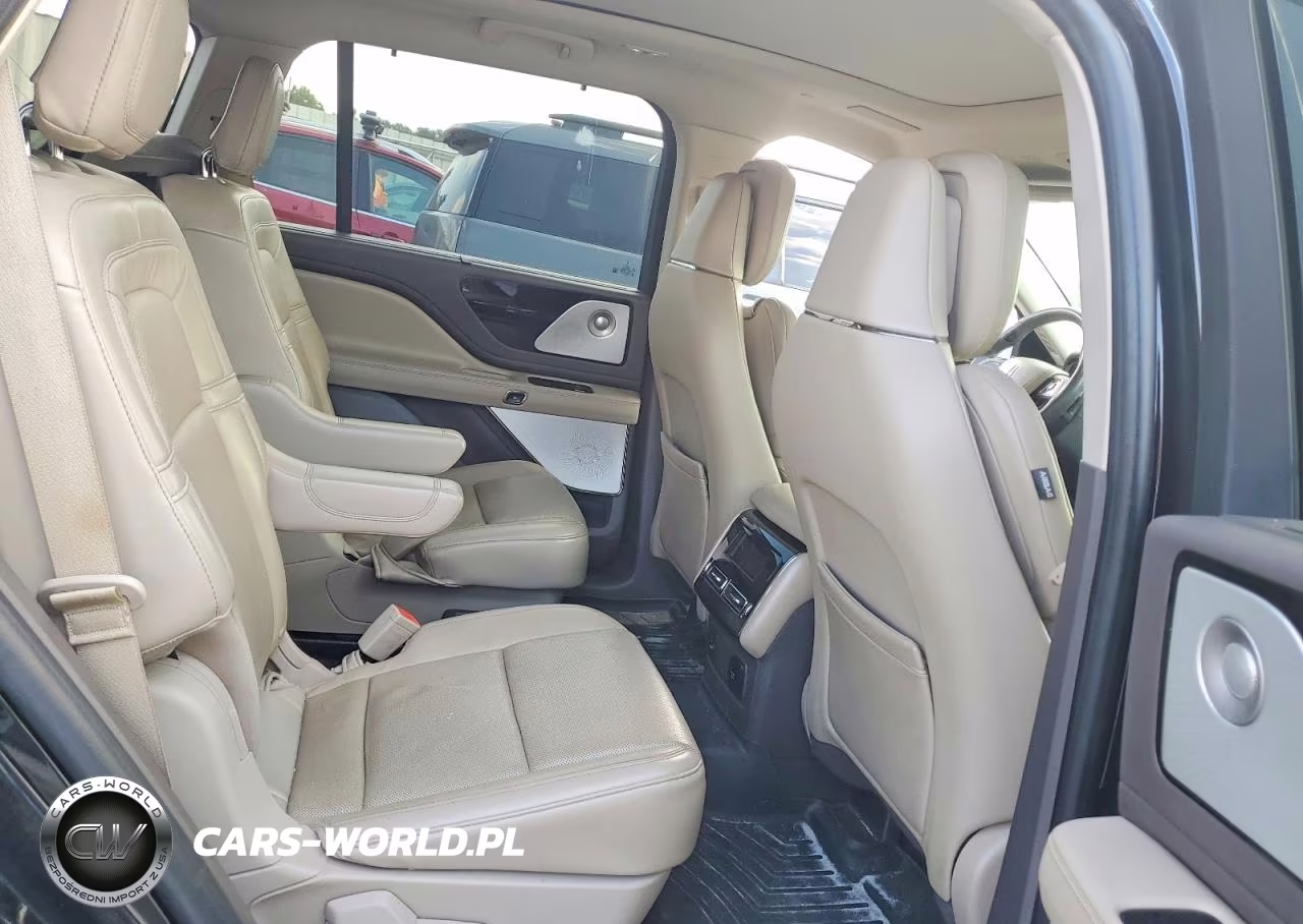 2021 Lincoln Aviator Reserve VIN:5LM5J7WC5MGL00426 - 11