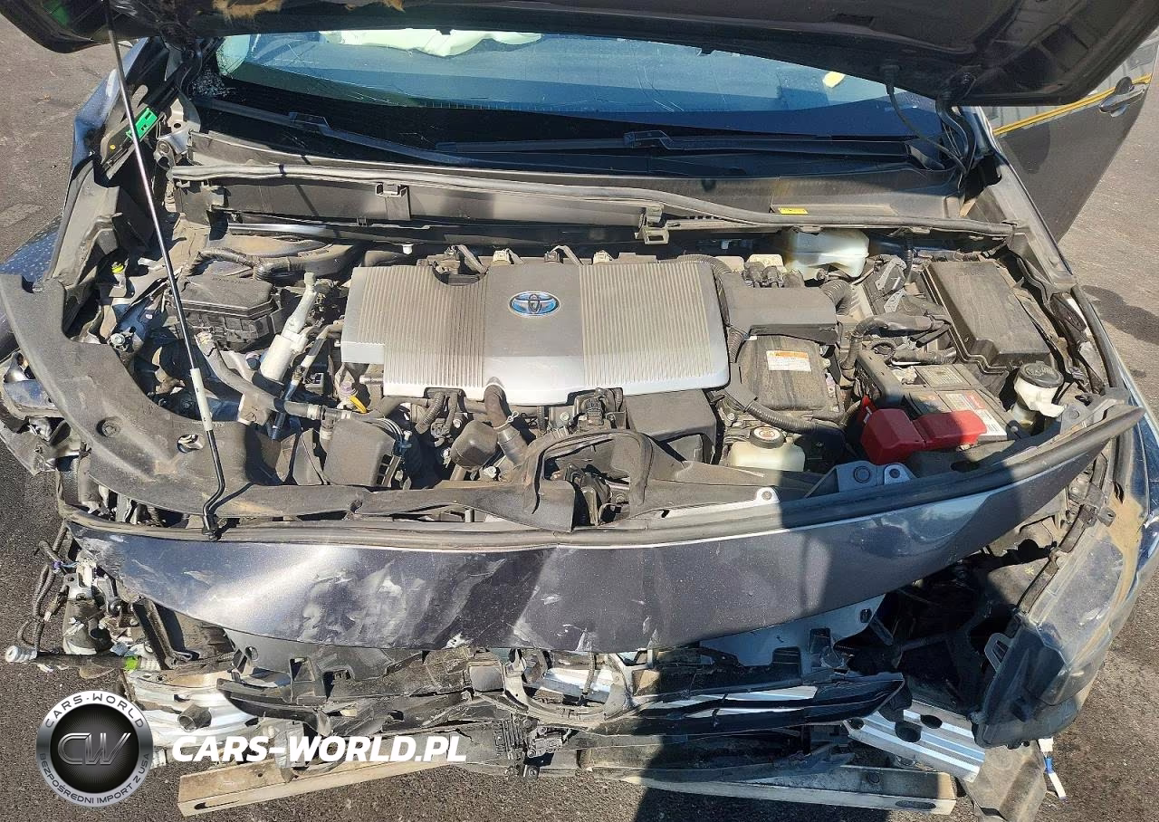 2018 Toyota Prius Prime Premium VIN:JTDKARFPXJ3078686 - 11