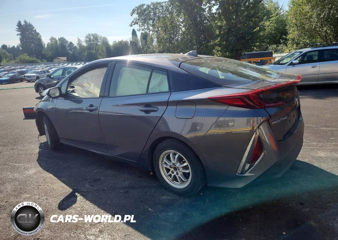 2018 Toyota Prius Prime Premium VIN:JTDKARFPXJ3078686 - 2
