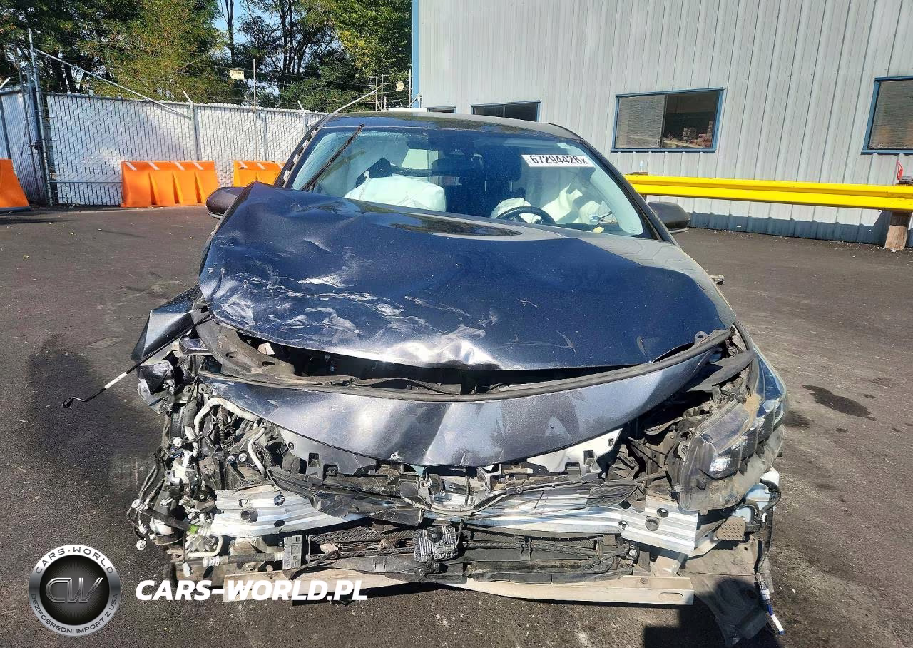 2018 Toyota Prius Prime Premium VIN:JTDKARFPXJ3078686 - 5