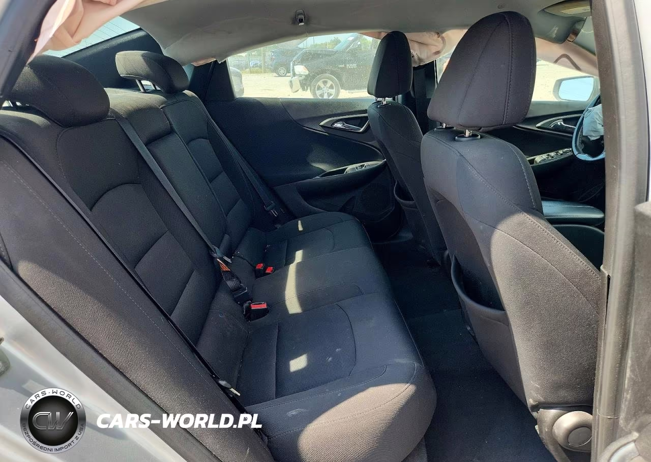 2018 Chevrolet Malibu Lt VIN:1G1ZD5ST4JF208681 - 10