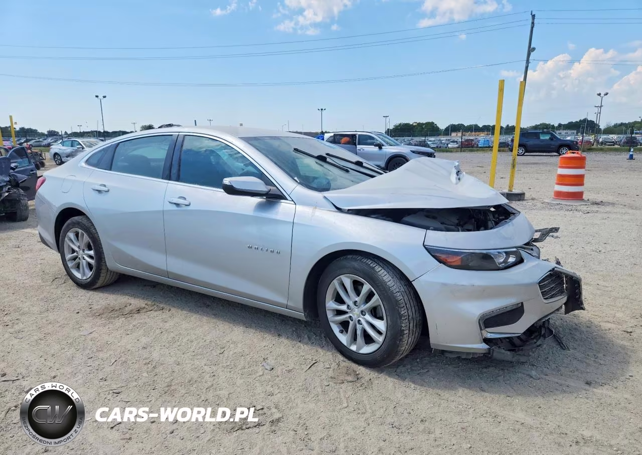 2018 Chevrolet Malibu Lt VIN:1G1ZD5ST4JF208681 - 4