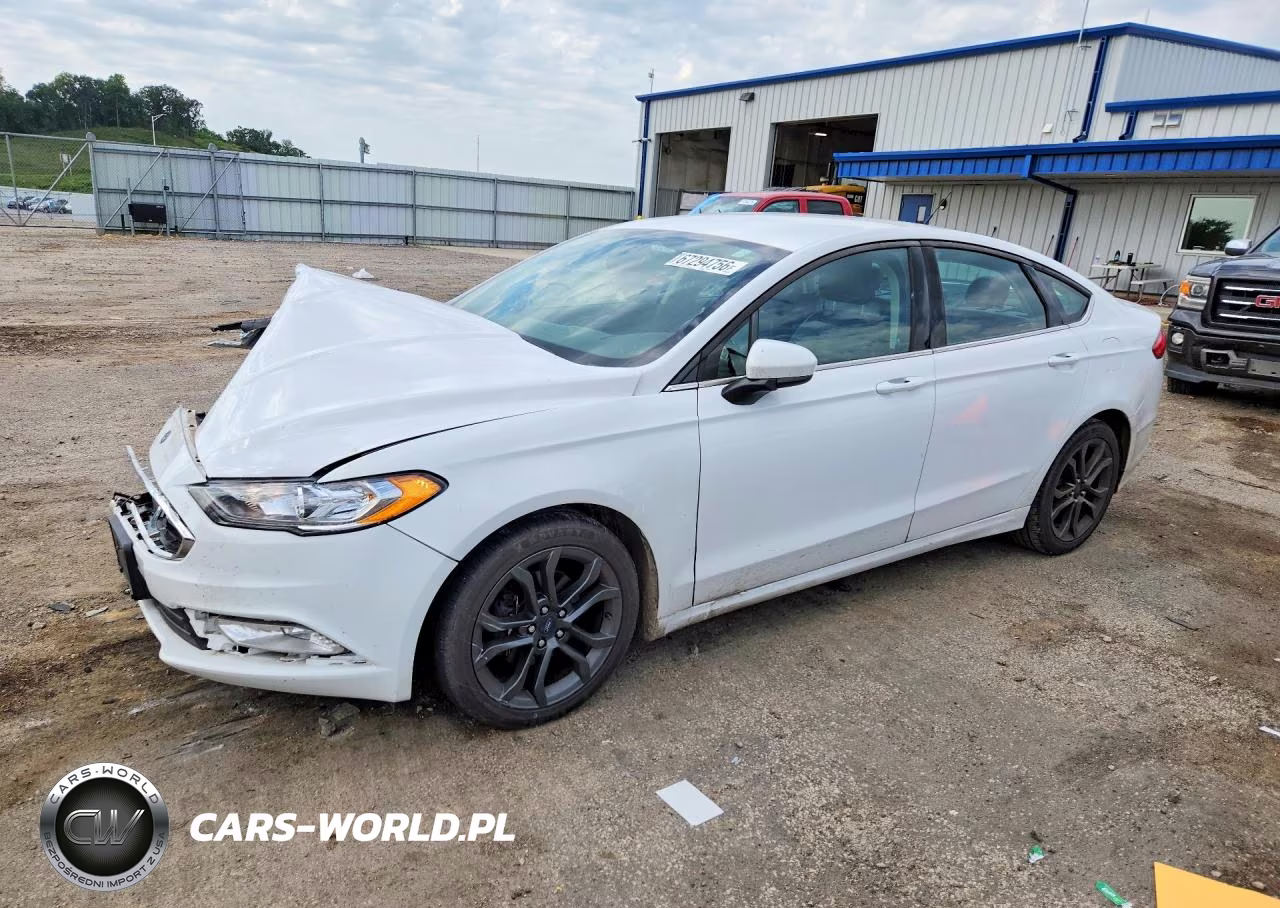 2018 Ford Fusion Se VIN:3FA6P0HDXJR135099 - 1