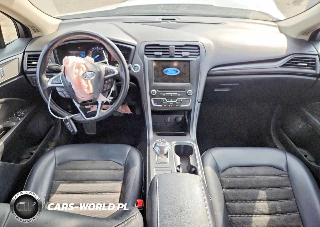 2018 Ford Fusion Se VIN:3FA6P0HDXJR135099 - 8