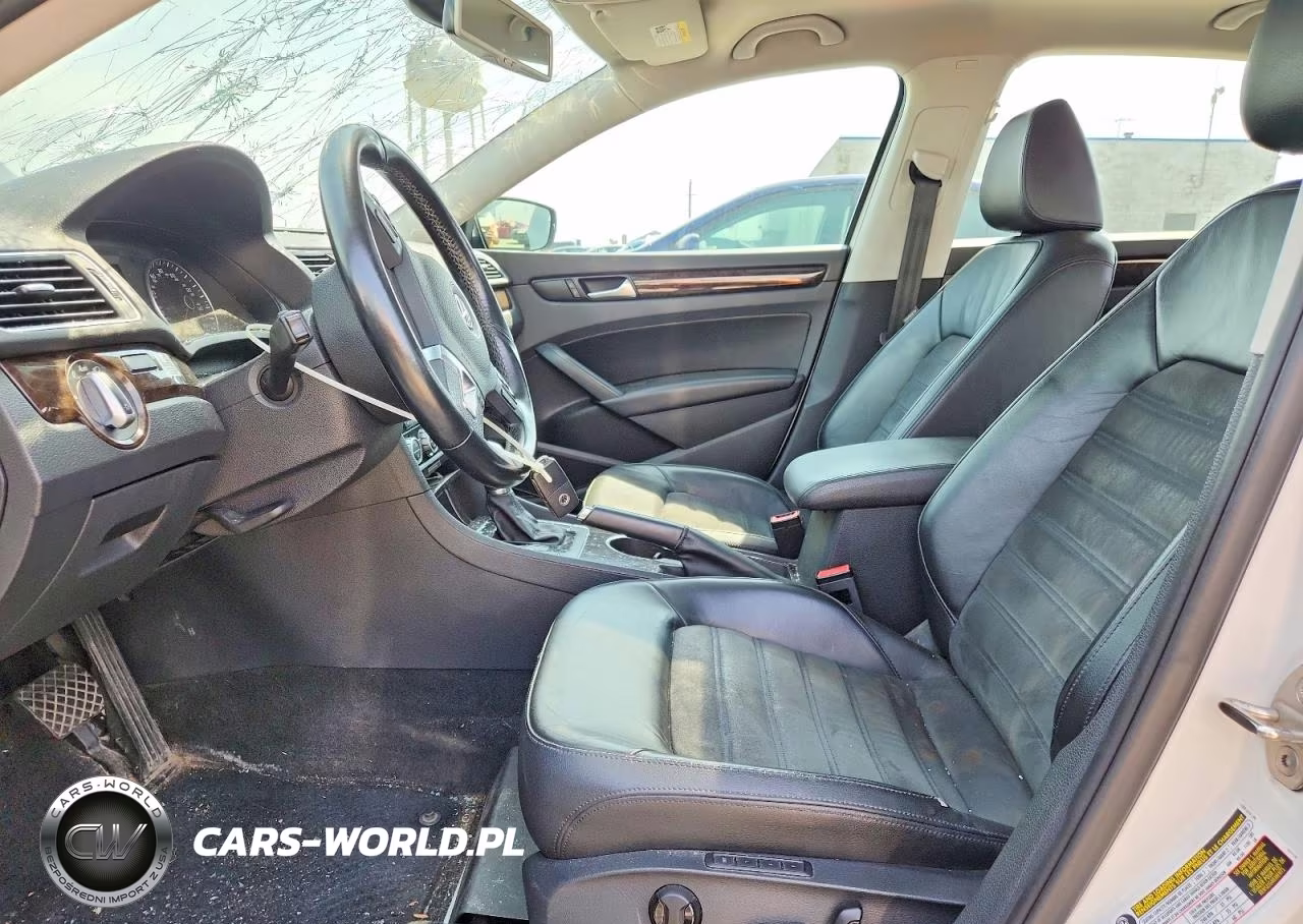 2015 Volkswagen Passat Sel VIN:1VWCV7A38FC085254 - 7