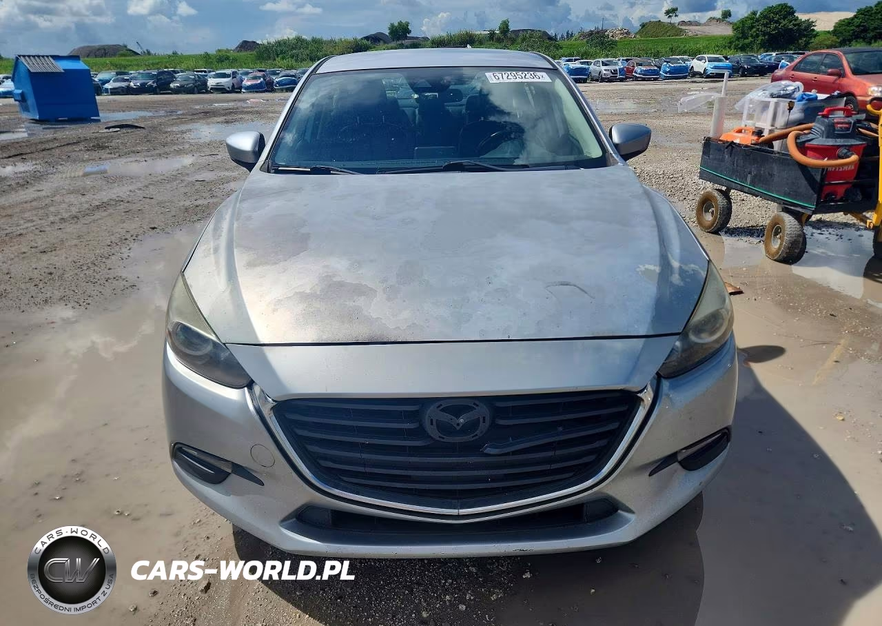 2018 Mazda 3 Touring VIN:3MZBN1V35JM205845 - 5