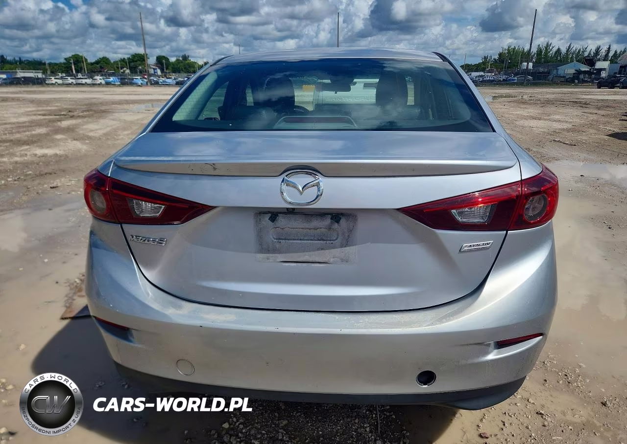 2018 Mazda 3 Touring VIN:3MZBN1V35JM205845 - 6