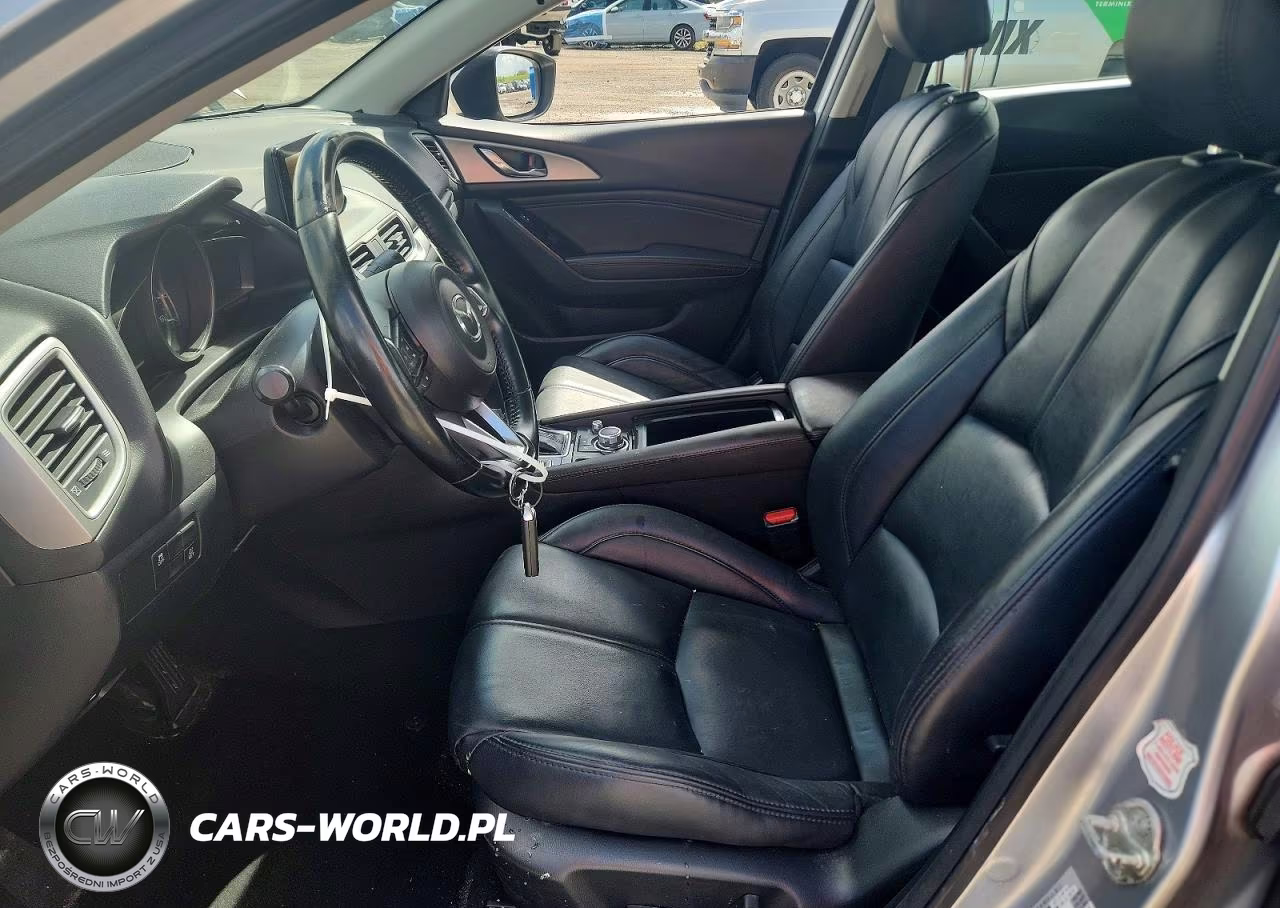 2018 Mazda 3 Touring VIN:3MZBN1V35JM205845 - 7