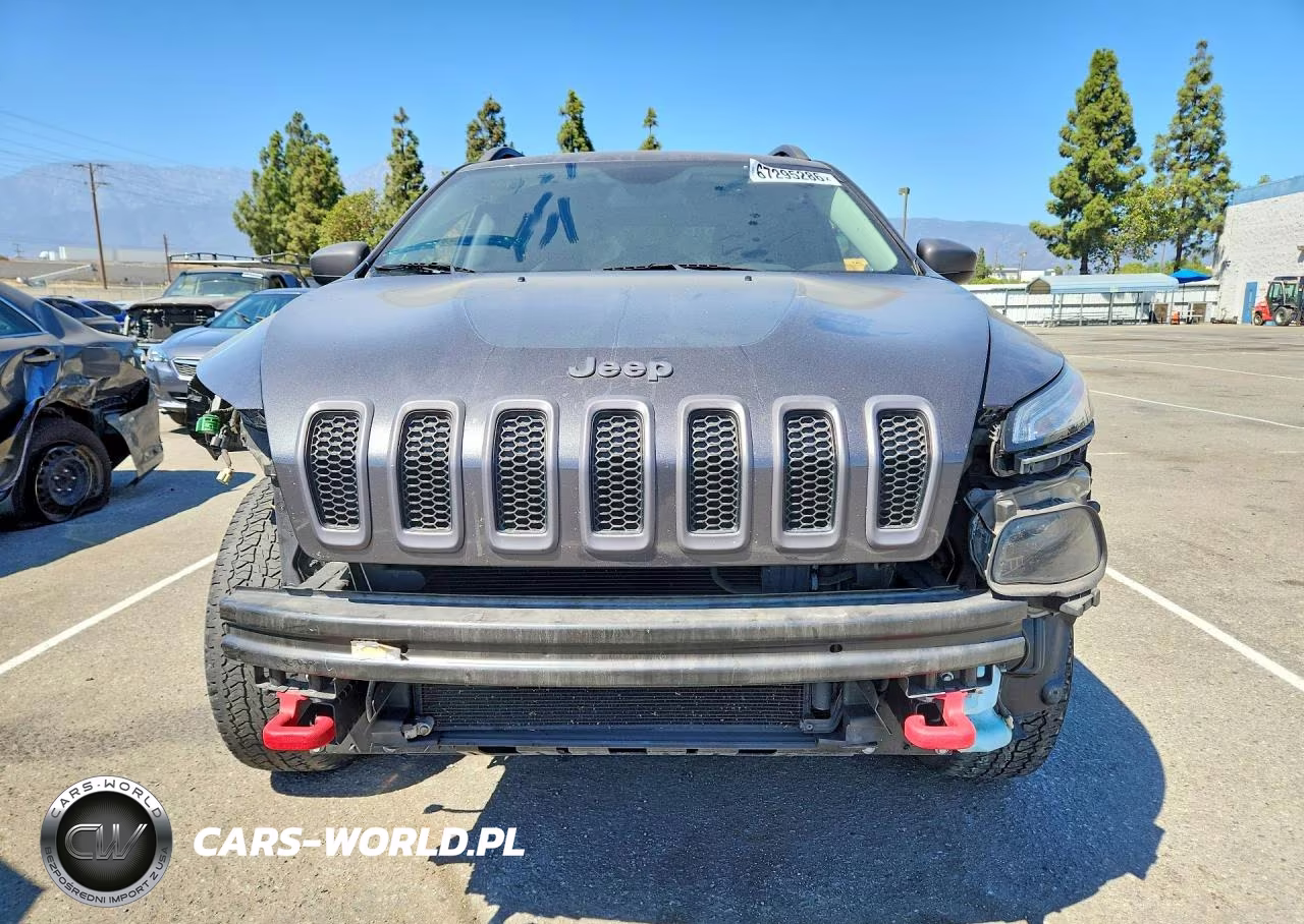 2016 Jeep Cherokee Trailhawk VIN:1C4PJMBS8GW242446 - 5