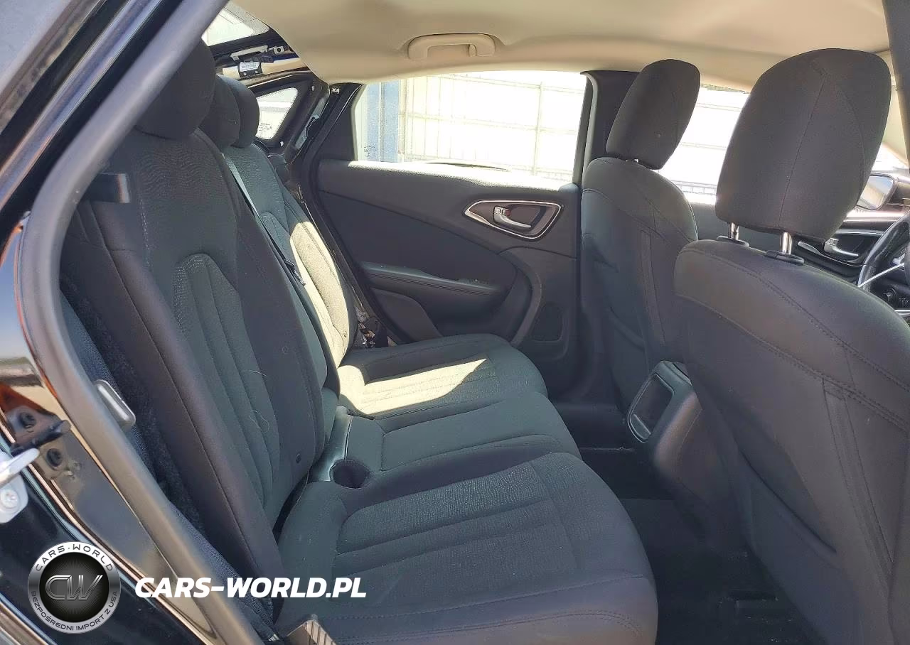 2017 Chrysler 200 Lx VIN:1C3CCCFB6HN503632 - 10