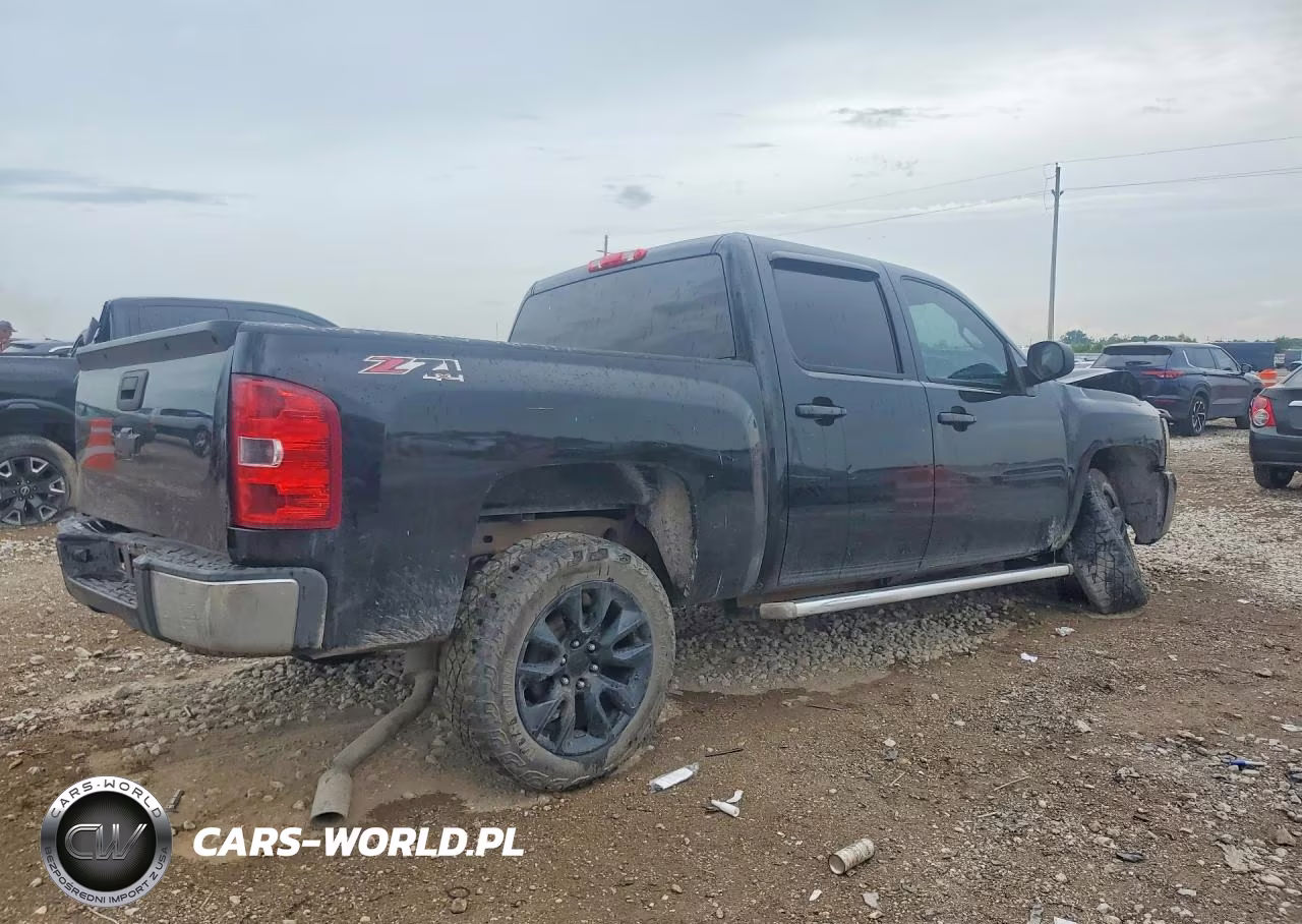 2011 Chevrolet Silverado K1500 Ls VIN:3GCPKREA1BG306167 - 3