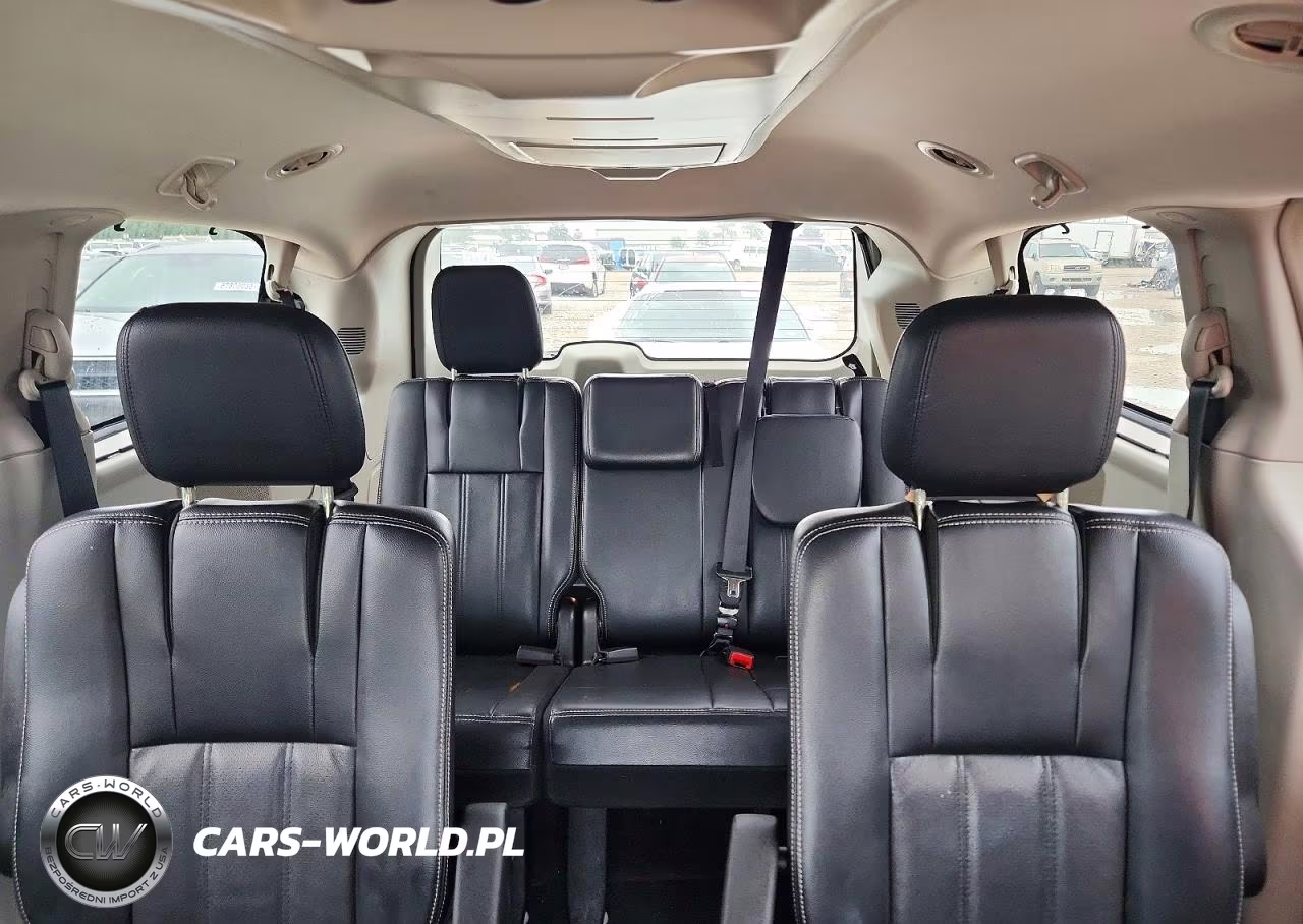 2012 Chrysler Town & Country Touring L VIN:2C4RC1CG3CR181893 - 10