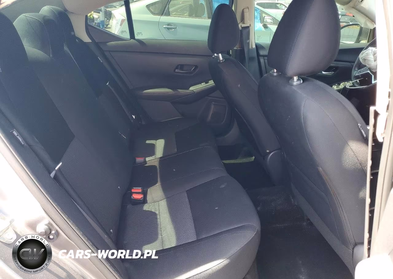 2024 Nissan Sentra Sv VIN:3N1AB8CV3RY376802 - 10