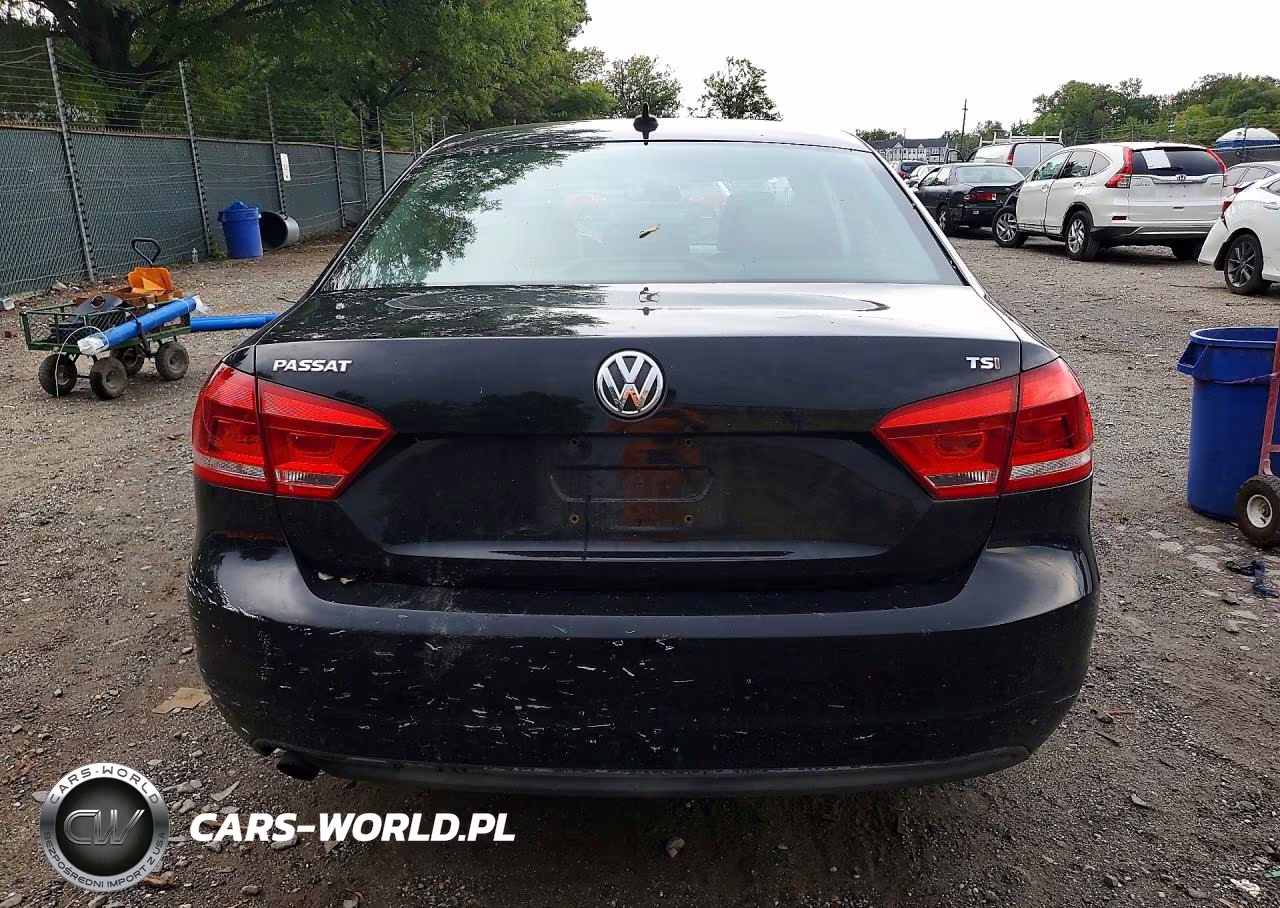 2015 Volkswagen Passat S VIN:1VWAT7A32FC004679 - 6