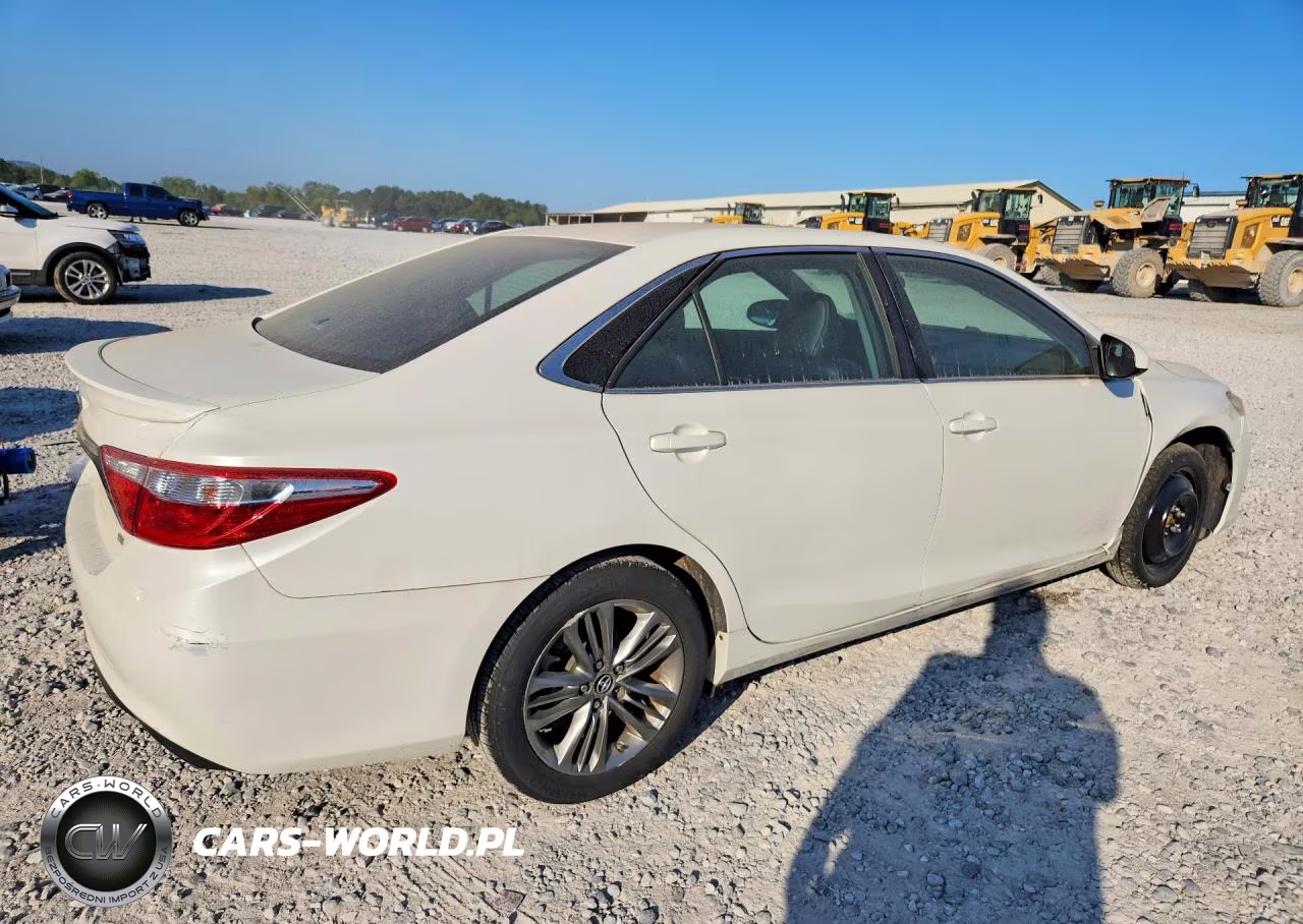 2017 Toyota Camry Se VIN:4T1BF1FK1HU312544 - 3