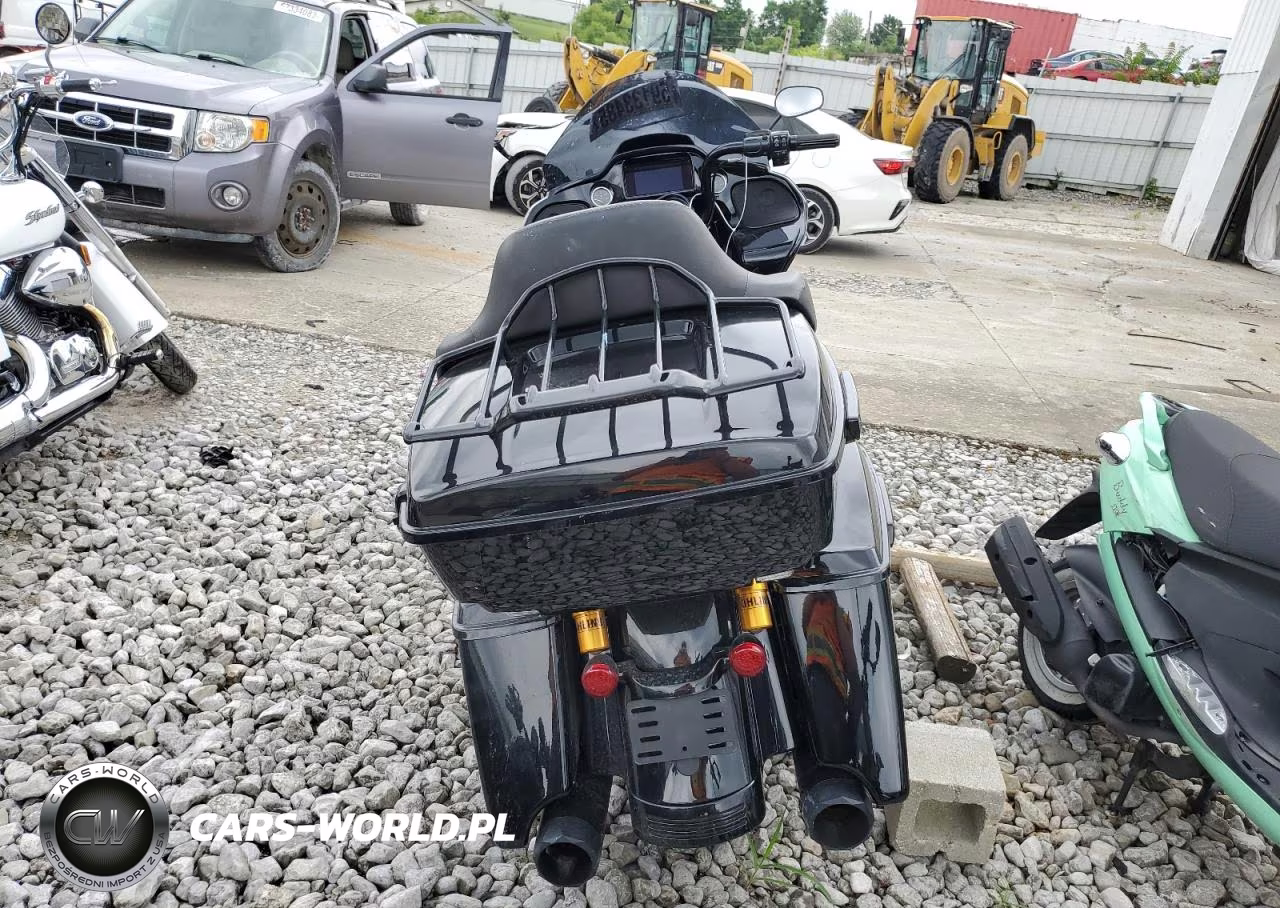 2019 Harley-Davidson Fltrxs VIN:1HD1KTP17KB609574 - 4