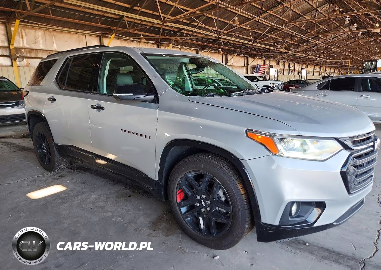 2021 Chevrolet Traverse Premier VIN:1GNEVKKW7MJ138176 - 4