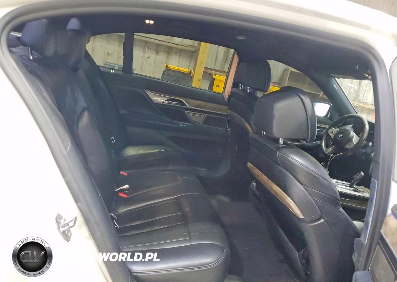 2020 BMW 740 I VIN:WBA7T2C08LGL18129 - 10