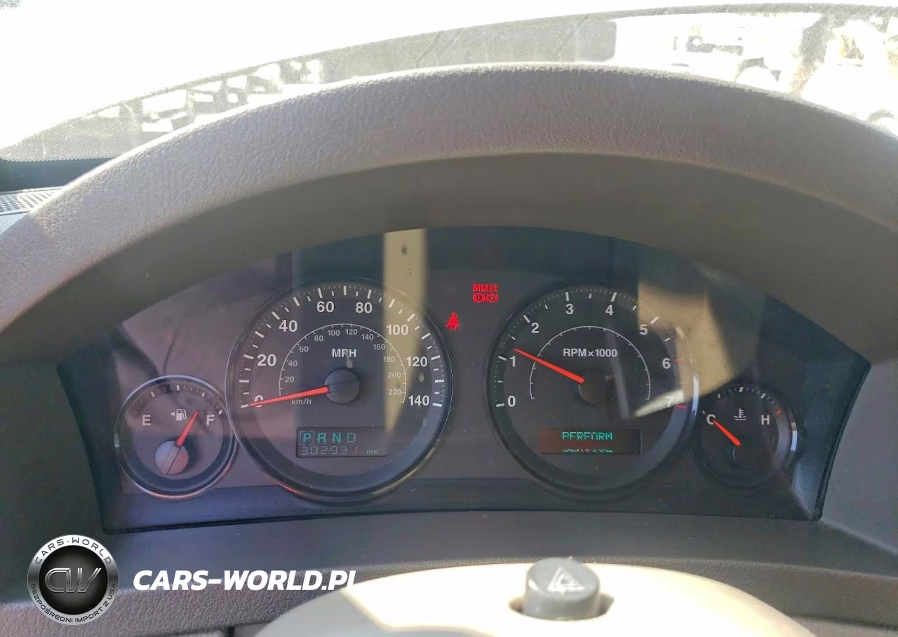 2006 Jeep Grand Cherokee Laredo VIN:1J8GR48KX6C163059 - 9