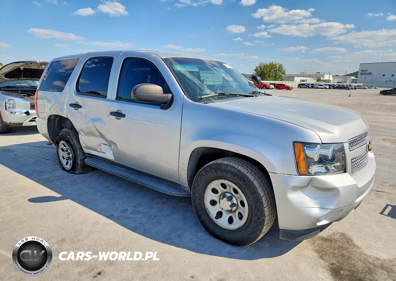 2012 Chevrolet Tahoe Special VIN:1GNSK2E02CR241704 - 4